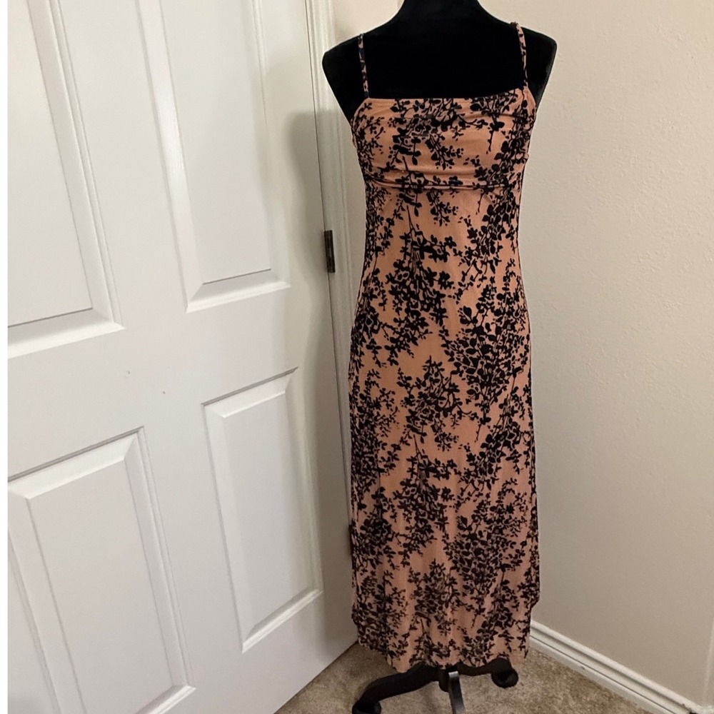 Fashion Tan Black Floral Burnout Velvet Midi Dress Small Sleeveless Side Slit